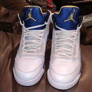 Jordan 5 Laney